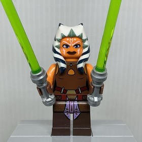 LEGO Star Wars sw0452 Ahsoka Tano Padawan Minifigure & Lightsabers 75046 75013