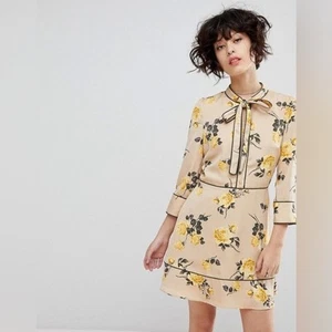 JOA Bow Tie Floral Dress in Flax Multi NWT - Picture 1 of 7