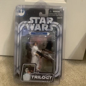 Star Wars 2004 Princess Leia OTC #09 Original Trilogy Figure Hasbro ANH NIP - Picture 1 of 2