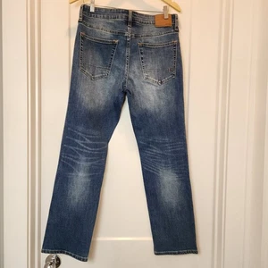 NWT Aeropostale Men Aero Straight Air Denim Jeans 30x30 Medium Wash Stretch Eco - Picture 1 of 21