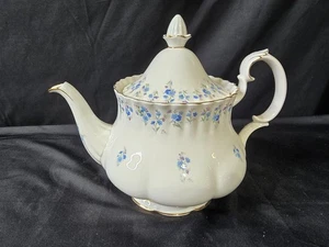 Teiera Royal Albert Memory Lane - Foto 1 di 2