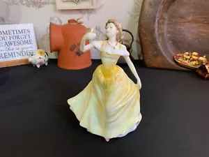 Figura Royal Doulton - Madeline - HN4152 - 1999 - COMO NUEVA - Nadia M Pedley - Imagen 1 de 11