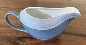 Oneida Select Collection Blue Gravy Boat 1998 - Picture 1 of 3