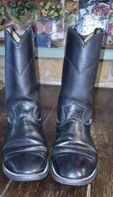 Justin Basics JBL 3000 Womens Black Leather Roper Cowboy Boots (size 8.5 B) - Image 1 of 4