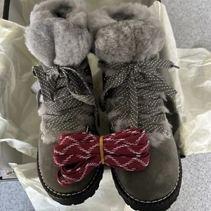 NEU J Crew nordische Damenstiefel Kunstfellfutter Nubukleder Größe 7 River Stone - Bild 1 von 10