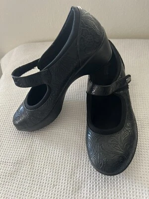 Zapatos para mujer Btrue By Baretraps Cooper Toe Mary Jane en relieve talla 9,5 negros Foto 1 de 4