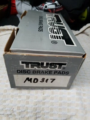 Pastillas de freno delanteras semimetálicas MD317 para Dodge Colt 84-90 Foto 1 de 4