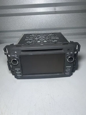 2013-2017 CHEVROLET TRAVERSE AM FM CD RECEPTOR DE RÁDIO TELA DE EXIBIÇÃO FABRICANTE DE EQUIPAMENTO ORIGINAL 84082780 - Imagem 1 de 4