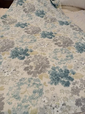 lot 4 DKNY Floral Fields Rod Pocket Panels Curtains Light Filtering 50x84 Teal - Image 1 of 4