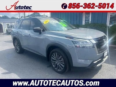 Nissan Pathfinder SL 2023 Foto 1 de 4