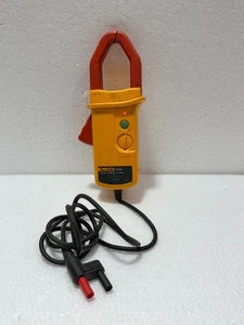 Medidor de corriente con abrazadera Fluke i1010 11010 con cables 600 V - Imagen 1 de 4