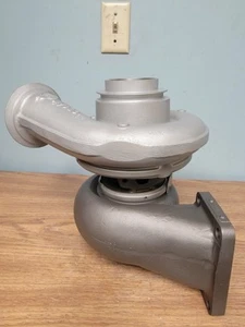 S3B085 Turbocharger for a 1980-87 Mack E6 275-350HP Engine.  BorgWarner # 199453 - Picture 1 of 4