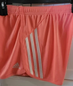 Girls Youth Kids Adidas Shorts NEW Peach Size XL 16 - Picture 1 of 1