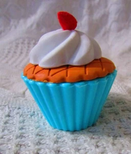 Sacapuntas para cupcakes de Scholastic Inc. - Imagen 1 de 3