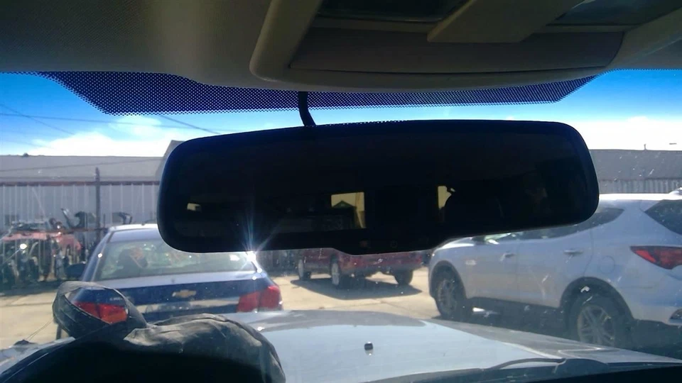 Espejo retrovisor 10 11 2012 13 14 15 16 17 Dodge Caravan atenuación automática con micrófono Foto 1 de 4