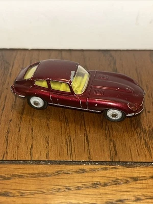 Coche de juguete diecast tipo E HUSKY Jaguar de colección - Gran Bretaña Foto 1 de 4