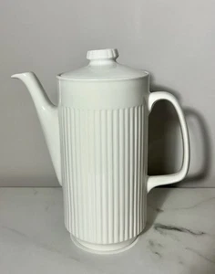 Johnson Brothers Athena Teapot 1.3 QT White Ironstone Ribbed England Classic - Picture 1 of 11