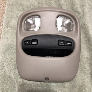 1999-2004 Jeep Grand Cherokee Overhead Console Interior Map Dome Light.  Gray. - Bild 1 von 21