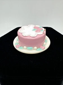 VTG Fisher Price Loving Family Dollhouse 1991 BIRTHDAY CAKE Round Pink …29 - Picture 1 of 13