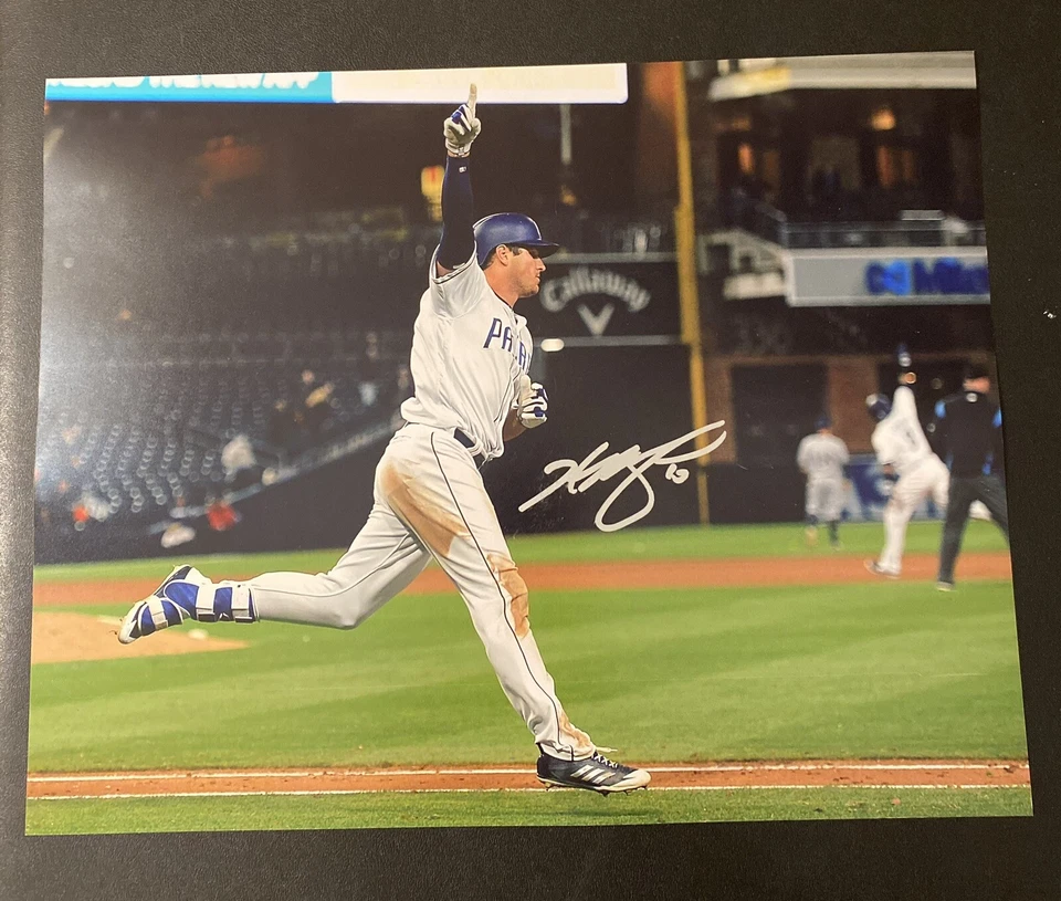 Foto 11x14 firmada por Hunter Renfroe Foto 1 de 1