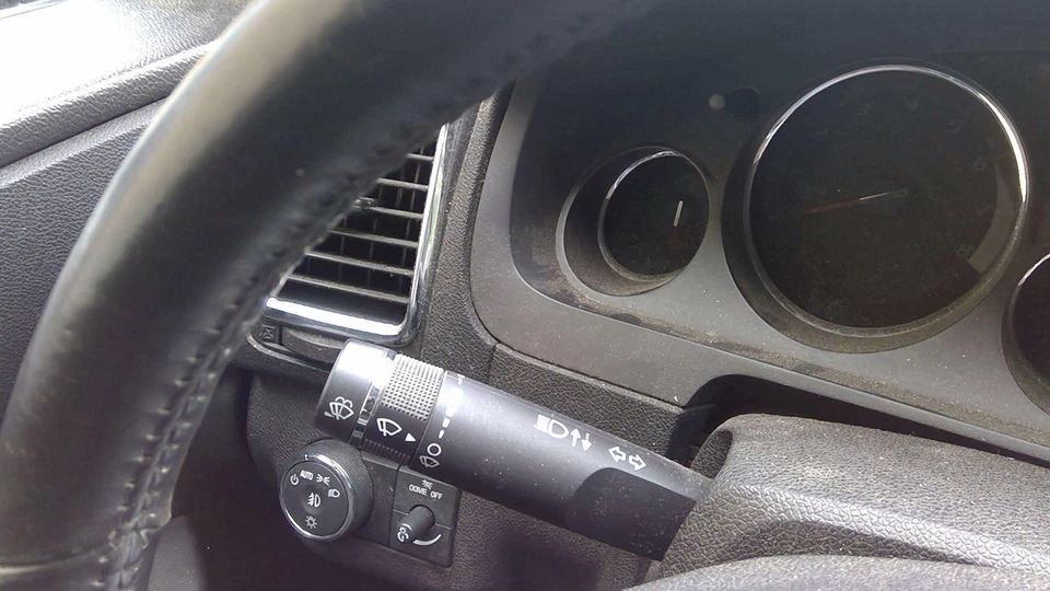 Columna de interruptor combinada 10 GMC ACADIA (giro y limpiaparabrisas) Foto 1 de 1