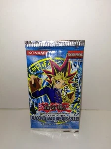 Yugioh Legend of Blue Eyes White Dragon 1st Edition Booster Pack Spanish - Picture 1 of 2