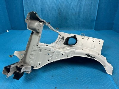 Lexus LX570 Front Passenger's Side Fender Apron CUT White:077 2008-2015 OEM - Image 1 of 4