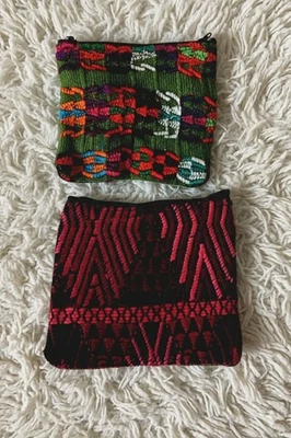 Conjunto de 2 bolsas cosméticas guatemaltecas Huipil | Bolsa de tecido artesanal feita à mão - Imagem 1 de 4