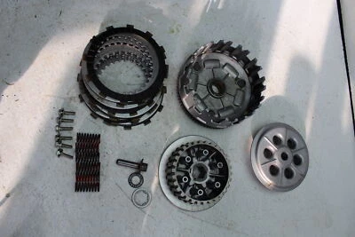 Yamaha XV700 1986 Virago (#387) montaje de embrague Foto 1 de 4