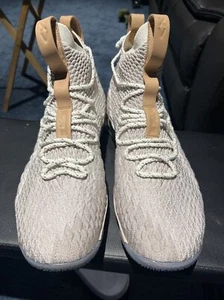 Size 14 - Nike LeBron 15 Ghost - 897648-200 - Picture 1 of 7