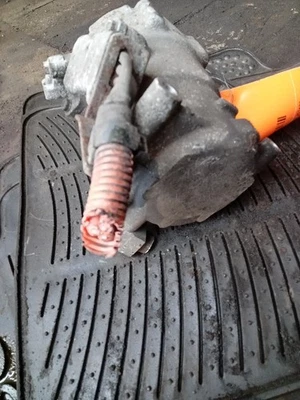 Used A/C Compressor fits: 2005 Toyota Prius  Grade C Foto 1 de 4