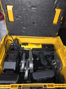 REMS Akku Press ACC Gun Complete x4 Jaws 15-35mm x2 Batteries & Charger - Picture 1 of 1