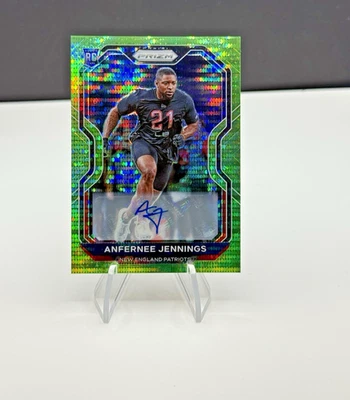 2020 Panini Prizm Neon Green Pulsar Prizm #371 Anfernee Jennings Rookie Auto SP - Image 1 of 3