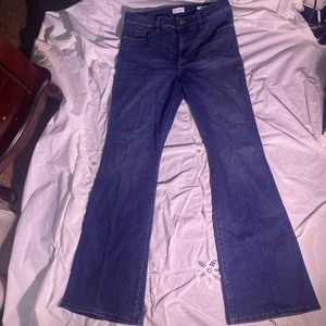 Jessica Simpson Damen High Rise Fitted Flare blaue Jeans Größe 10 - Bild 1 von 6