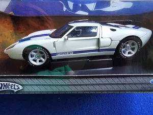 Hot Wheels 2005 Ford GT 1:18 Scale - Race Car Boxed - Picture 1 of 21