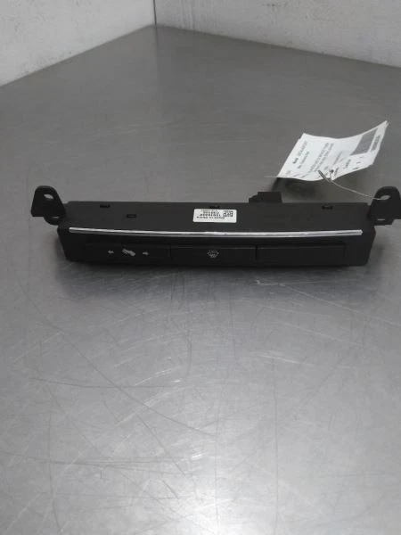 2008 CADILLAC ESCALADE EXT ADJUSTER SWITCH  Foto 1 de 4