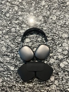 2020 AirPods Max A2096 Lightning Cable With Cover - Space Grey - Photo 1 sur 3