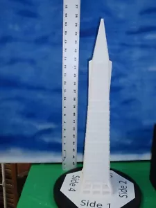 Z-Maßstab Hochhaus/Bürogebäude basierend auf TRANSAMERICA PYRAMIDE San Francisco - Bild 1 von 8