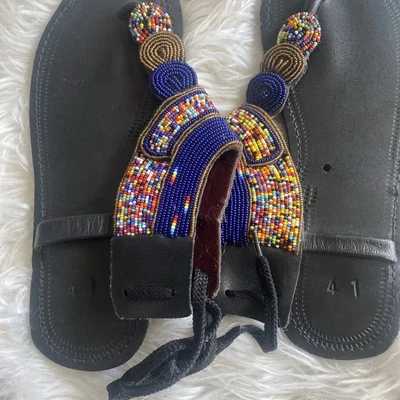 Sandalia Masai, Multicolor EE. UU. Talla 10.5 Foto 1 de 4