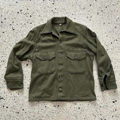 Vintage 50s 60s Korean War U.S Army OG 108 Olive Green Wool Field Shirt Sz S - Image 1 of 4