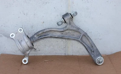 Brazo de control delantero inferior derecho OEM para Chrysler Pacifica 2017-24 (CR8) Foto 1 de 2