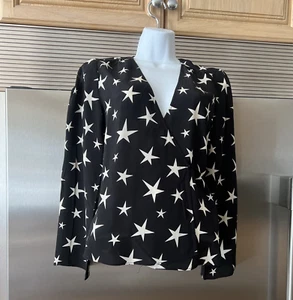 REALISATION WICKELTOP SEIDENBLUSE STERNSCHLAG SCHWARZ & BEIGE STERNE Gr. ETIKETT M PASST 5 - Bild 1 von 12