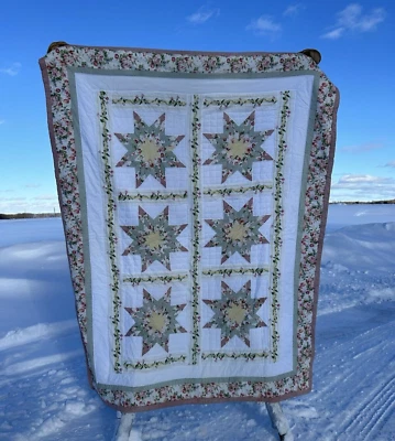 Cottage Country Star Floral Dimity Patchwork Quilt Farmhouse 83"x69" Stack Whack - Image 1 of 4