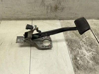 2013 HYUNDAI SANTA FE SPORT BRAKE PEDAL ASSY OEM+ - Image 1 of 4