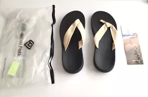 DREAM PAIRS Women's Fashion Flip Flops Size 9 Sandals NIP - Picture 1 of 5