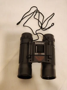 1994 Vintage Tasco Binoculars #168RB 10x25 Compact Binoculars 303 Ft/1000 Yds - Picture 1 of 13