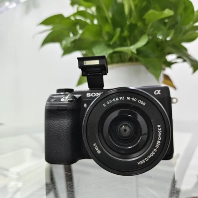 Sony Alpha NEX-6 16.1MP APS-C Digital Camera with 16-50mm Lens English - 90% New - Image 1 of 4