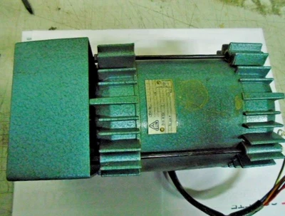 Moteur électrique 380V neuf pour Emco V10 tour - Photo 1/4