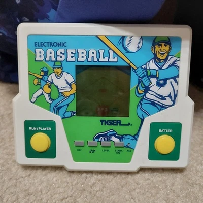 Vintage Tiger Electronics 1987 Electronic Baseball Game Tested And Working Sound - Image 1 of 2