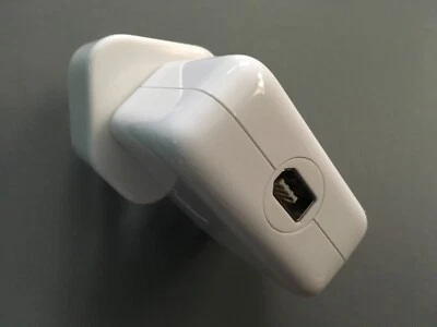 for iPod Classic 1st/2nd/3rd/4th Generation Fire Wire  ref.2222 - Image 1 of 3